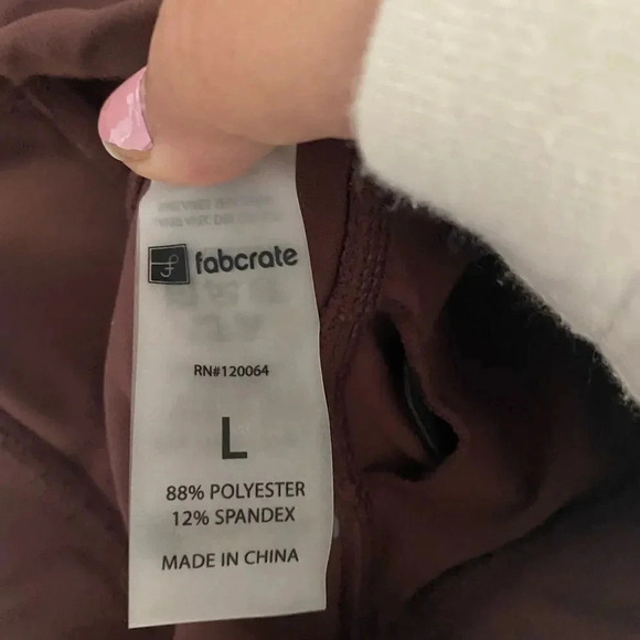 Fabcrate Maroon Sport Bra NWOT Size Large - Picture 3 of 4